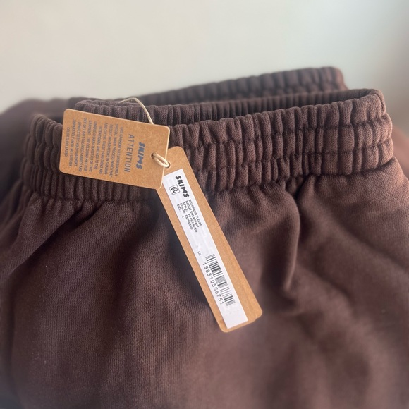 SKIMS Boyfriend Fleece Oversized Straight Leg, NWT - Picture 4 of 4